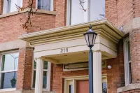 Quaint Downtown Condo
