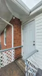 Vintage One Bedroom with Living/Kitchen