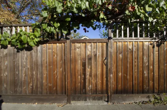 Healdsburg Cottage  Walk to the Plaza, Workspace