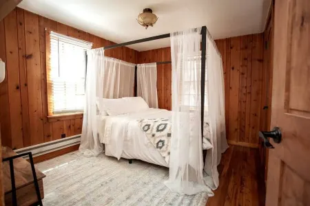 ❖Charming Log Cabin❖Firepit❖Great Deck with Grill❖