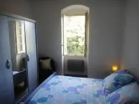 House beautiful nature sea and mountain views, garden, air conditioning Отели в г. Рольяно