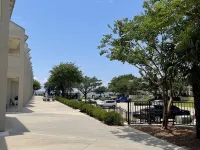 Beautiful beach/sunset view 2BR/2.5 bath Condo off the Mississippi Gulf Coast! 長灘住宿飯店