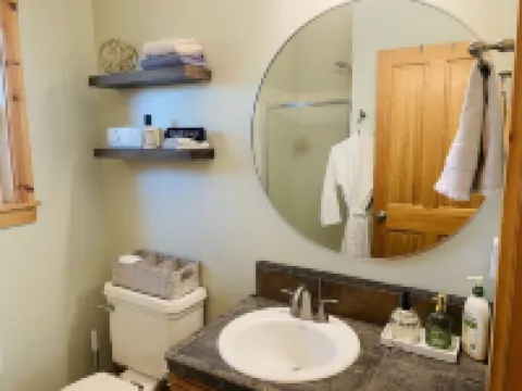 Alpine Escape - Apartment Suite in North Tahoe