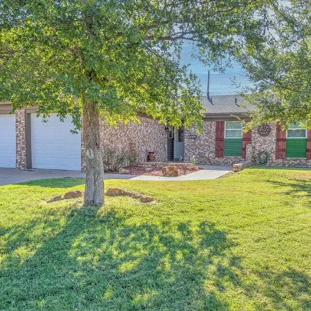 WanderLust Mid-Mod House 3Br/2Ba/2Ga Near I27/I40