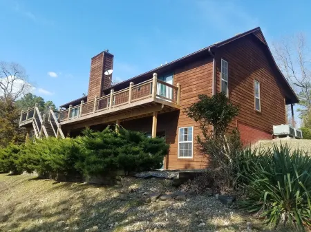 LAKEFRONT 2 Homes- Wooded and Private; Located on 2 acres