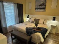 Lakeshore Escape Pool, Lake, Pool Table, Arcade Machine 2 King Beds, Sleeps 8