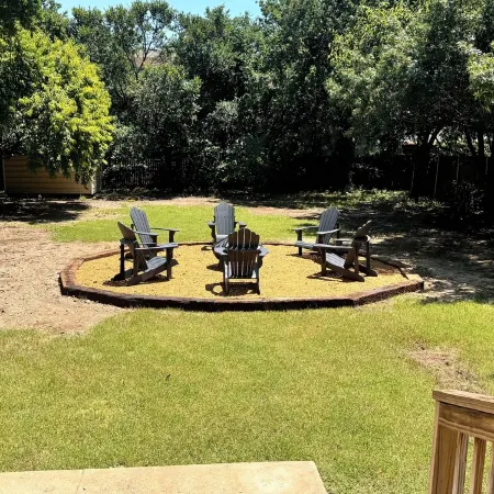 Walking distance to everything in downtown Frisco.  Vintage Charmer!