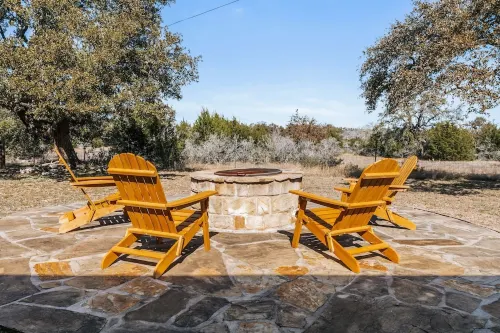 Casita Refugio- Hot Tub, Fire Pit, Views, King Bed...near wineries and breweries
