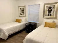 Charming 3-bedroom home away from home. Hotel di Chuluota