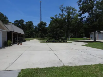 4 BR 2 1/2 BA Home located on Mobile Bay, AL 36523