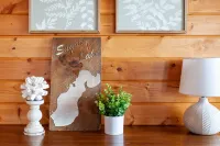 Cozy Clean Waterfront Cabin on Sugar Lake - Ice Fishing, Ski/Snowboard Nearby