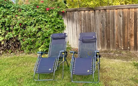 900 Square Foot Guest Cottage Built In 2013. Great For A Family of five max.