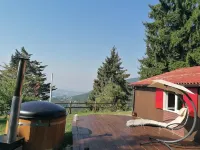 Beautiful mountain chalet, overlooking Lake Garda, near Verona Free Wifi