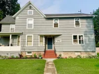 3-bedroom apartment near hospital and Erie Canal - Apartments