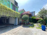 Rumah Singgah Anggrek Mitra RedPartner Hotels in Sumberasih