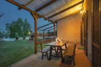 CASAMORENA The luxury of silence: swimming pool, relaxation, nature, privacy Hotel a Montegabbione