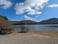 Charming cabin with spectacular views