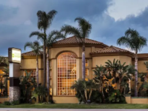 Wyndham Garden San Diego Near SeaWorld Hotels near SeaWorld San Diego