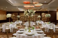 Embassy Suites by Hilton Los Angeles Glendale Hotels in Glendale