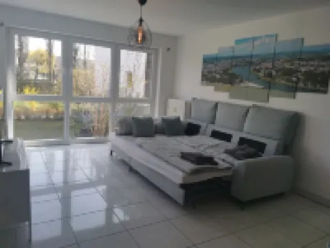 Beautiful and quiet apartment directly on the Moselle