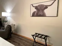 Dakota Suite in Downtown Fargo Historic Building   Pet Friendly