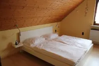 Holiday house in Mützenich - close proximity to the Eifelsteig and the RAVEL route