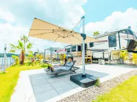 THE TRAILERHOUSE VILLAGE NAGASAKI TSUBAKI PREMIUM Hotels in Matsuura