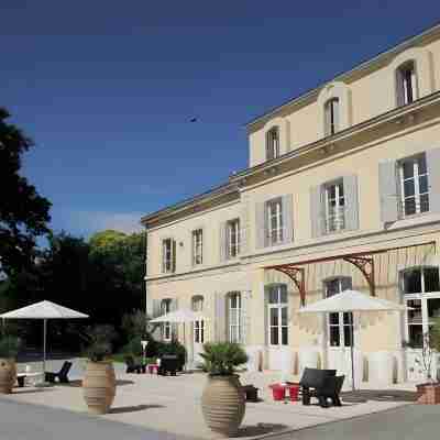 Hôtel Estelou Hotel Exterior