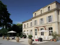 Hotel Estelou فنادق في Calvisson