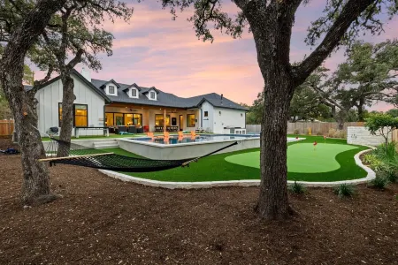 -NEW-Downtown DRIP Pool/Spa/Golf/Pickleball/30Guests