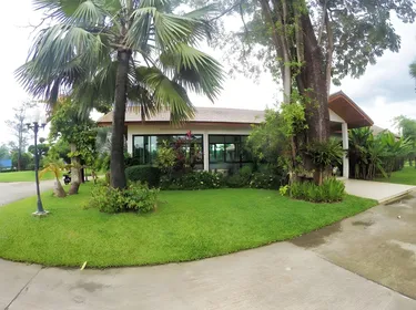 รูปภาพของสุโรชารีสอร์ท