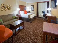 Comfort Inn & Suites Grand Forks Near Alerus Center - 3 ดาว