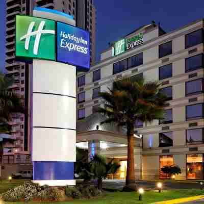 Holiday Inn Express 伊基克 Hotel Exterior