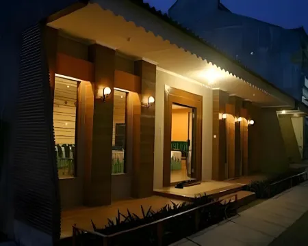 Patria Garden Hotel Hotels in Blitar City