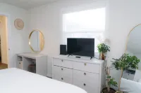 Beautifully updated 2-bed, 1-bath home in downtown Cody. Sleeps 5!