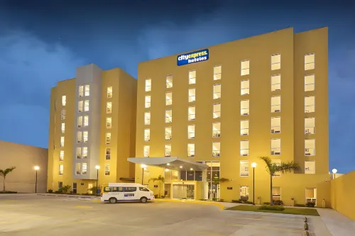 City Express by Marriott Tampico Altamira Hotels in Altamira