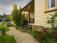 Cambridge House Hotels in Geeveston