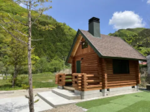 Shinkurumi Land 高根第一ダム周辺のホテル