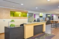 Home2 Suites by Hilton Stafford Quantico - breakfast