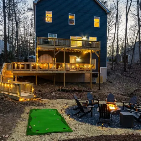 Modern Family Luxury, 6br, 5 bath, WOW factor! Sauna, Hot Tub, Game rms FirePit!