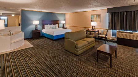 Best Western Woodhaven Inn Отели в г. Берлин Чартер Тауншип