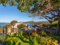 Le Provençal Hotels in Le Pradet