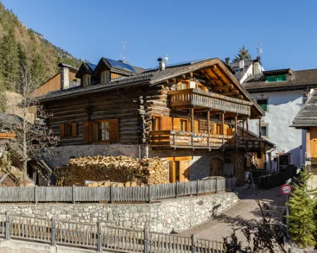 Casa Costazzer B Hotéis em Mazzin