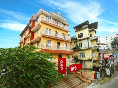 OYO 9797 Hotel Vbee Plaza