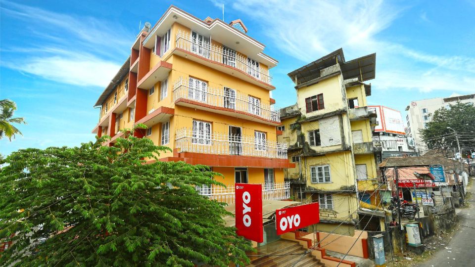 OYO 9797 Hotel Vbee Plaza