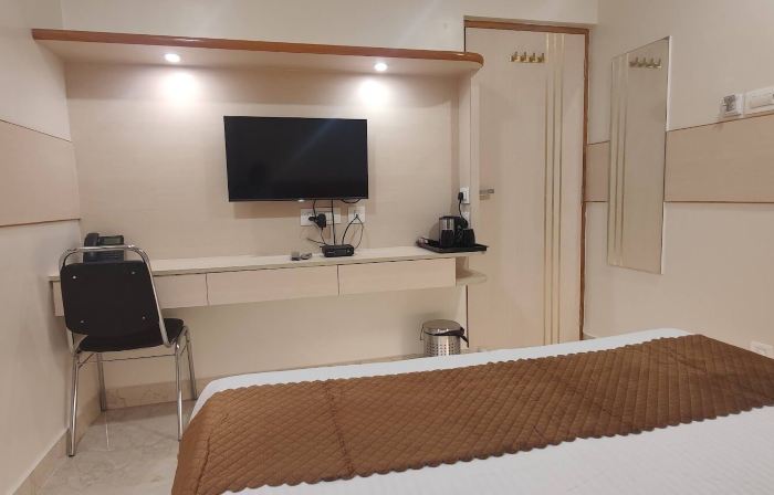 Nandhavanam A Business Class Residency