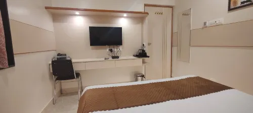 Nandhavanam A Business Class Residency Hotels in Chennai