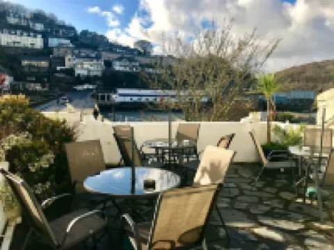 Bridgeside Guest House