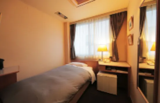 松山陽光花園酒店