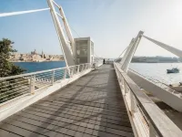 Stunning Seaview Apartment, Wifi